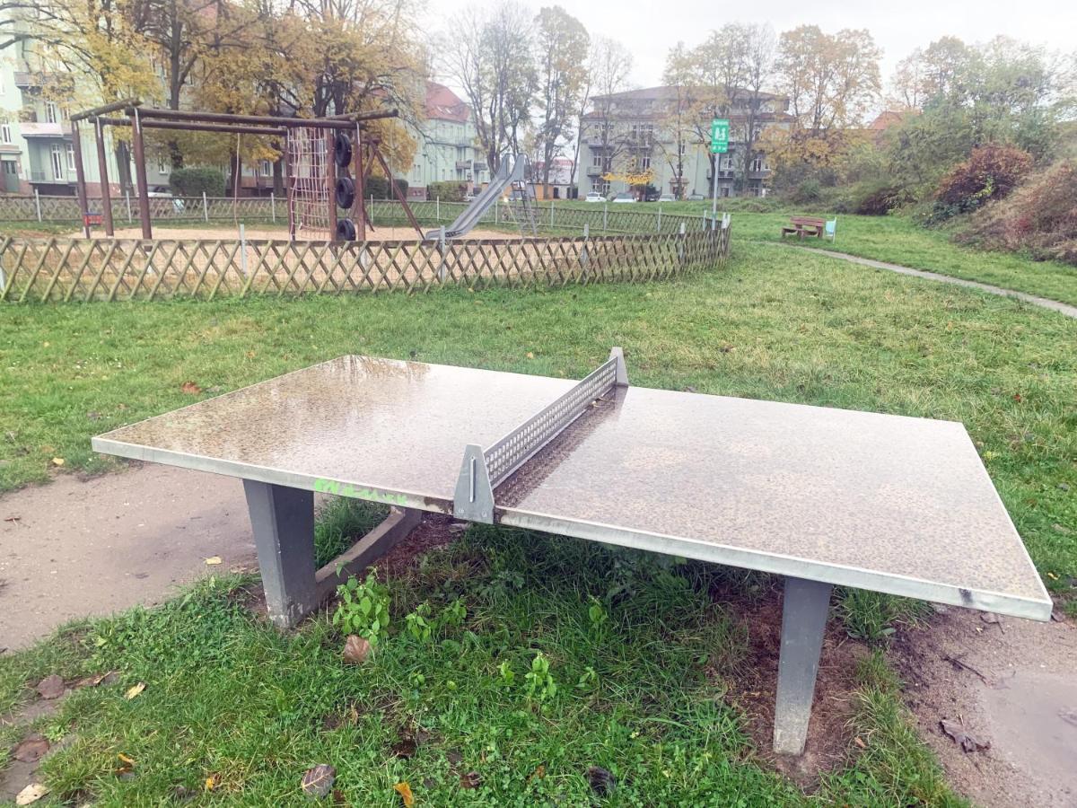 Ruhig - Privatparkplatz - Barrierearm Quiet - Private Car Park - Low Barrier Magdeburg Kültér fotó